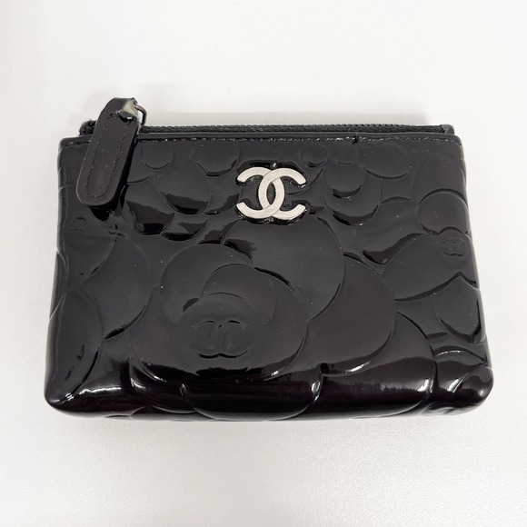 Chanel‎ Patent Leather Camellia Zippered Case Black Authentic CC Logo - Picture 1 of 10